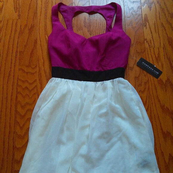 Brand new Rampage heart cut out color block dress size XS - Picture 1 of 4